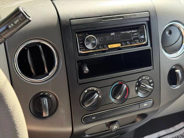 2004 Ford F-150 XLT