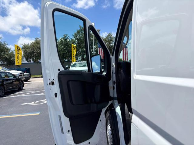 2025 Ram ProMaster 2500 Cargo Van Tradesman High Roof 159" WB w/Pass Seat