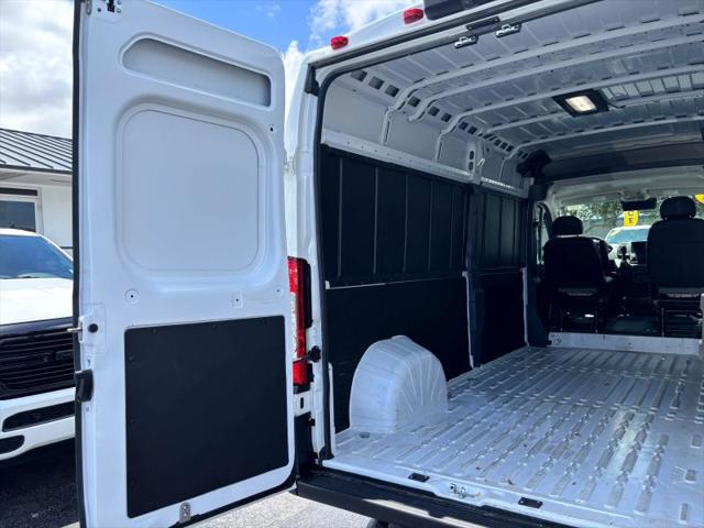 2025 Ram ProMaster 2500 Cargo Van Tradesman High Roof 159" WB w/Pass Seat