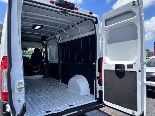 2025 Ram ProMaster 2500 Cargo Van Tradesman High Roof 159" WB w/Pass Seat