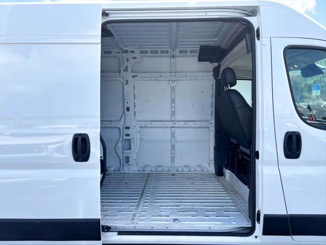 2024 Ram ProMaster 2500 Cargo Van Tradesman High Roof 159" WB w/Pass Seat