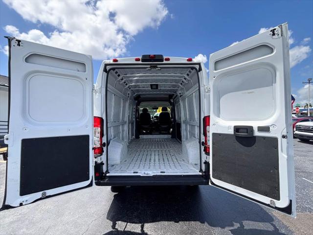 2024 Ram ProMaster 2500 Cargo Van Tradesman High Roof 159" WB w/Pass Seat