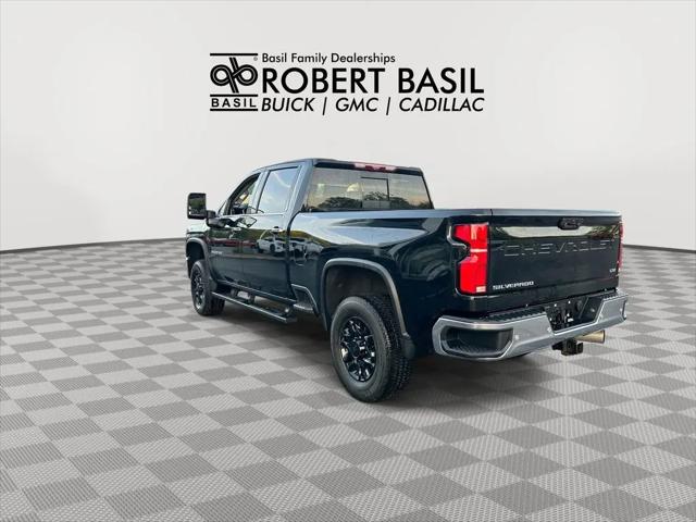 2024 Chevrolet Silverado 2500HD 4WD Crew Cab Standard Bed LTZ