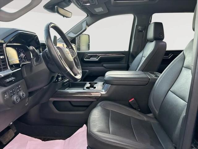 2024 Chevrolet Silverado 2500HD 4WD Crew Cab Standard Bed LTZ