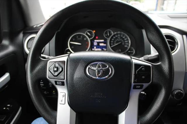 2017 Toyota Tundra SR5 5.7L V8