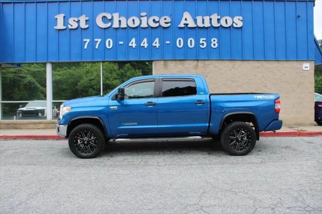 2017 Toyota Tundra SR5 5.7L V8