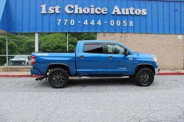 2017 Toyota Tundra SR5 5.7L V8