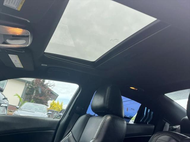 2020 Dodge Charger SXT RWD