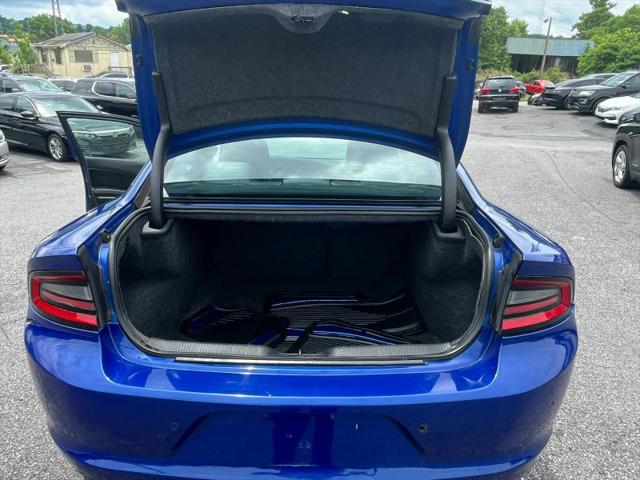 2020 Dodge Charger SXT RWD