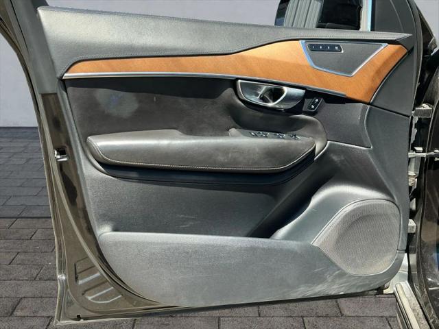 2016 Volvo XC90 Hybrid T8 Inscription