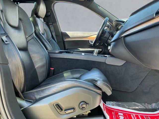2016 Volvo XC90 Hybrid T8 Inscription