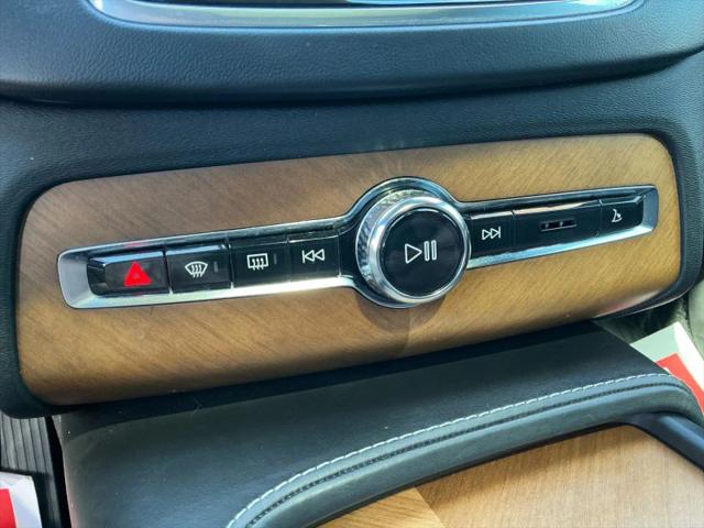 2016 Volvo XC90 Hybrid T8 Inscription