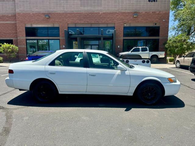 1997 Toyota Camry LE