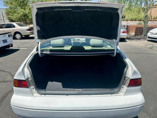 1997 Toyota Camry LE