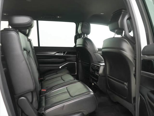2023 Jeep Wagoneer Series III