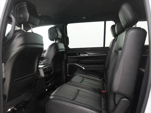 2023 Jeep Wagoneer Series III