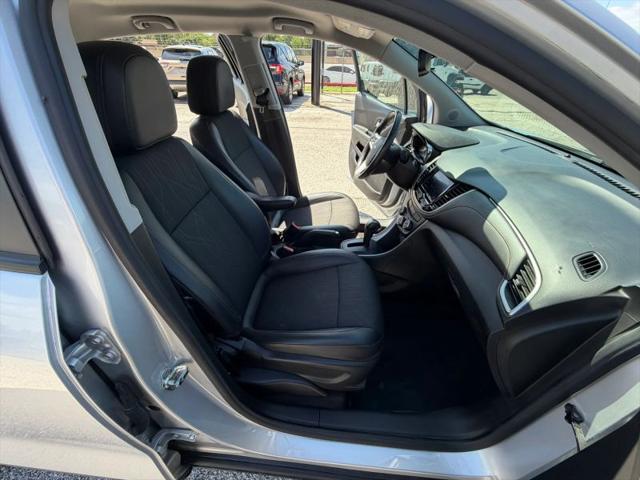 2022 Chevrolet Trax FWD LT