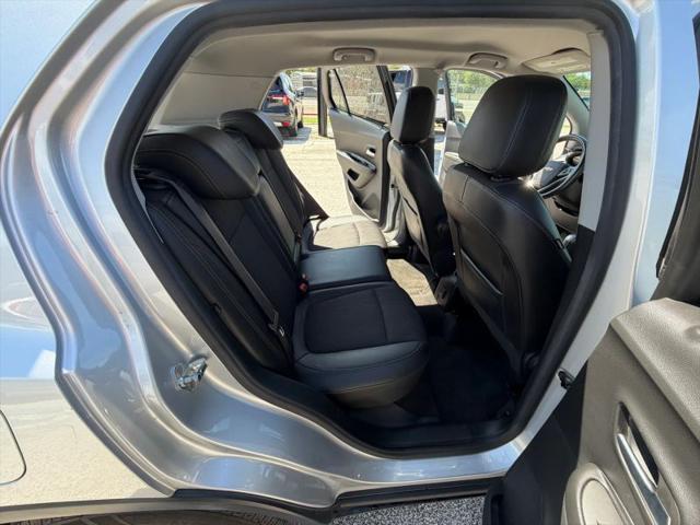 2022 Chevrolet Trax FWD LT
