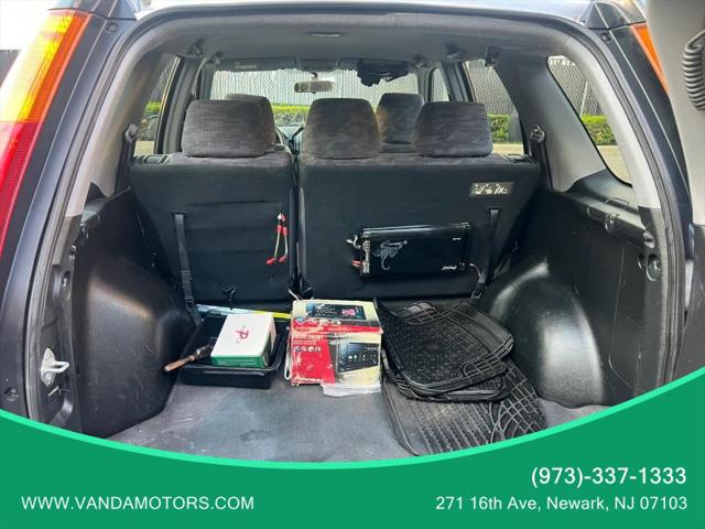 2004 Honda CR-V LX