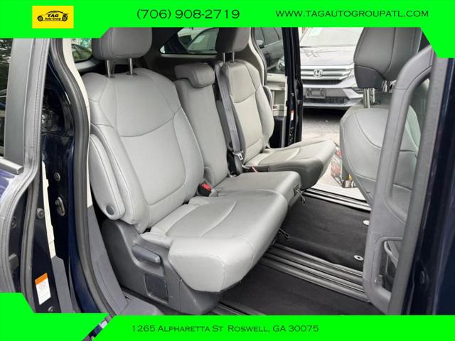2024 Toyota Sienna XLE
