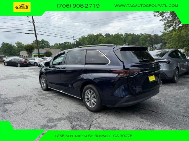 2024 Toyota Sienna XLE