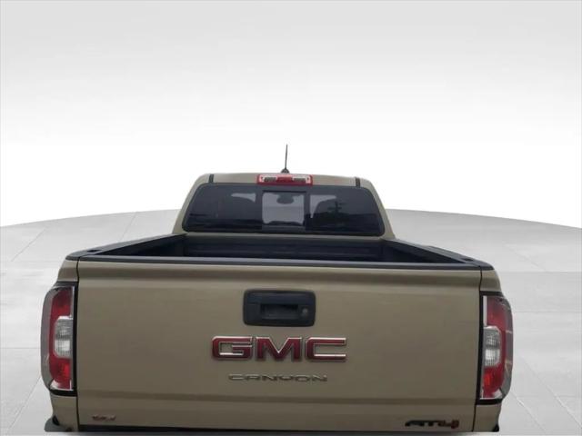 2022 GMC Canyon 4WD Crew Cab Short Box AT4 - Leather