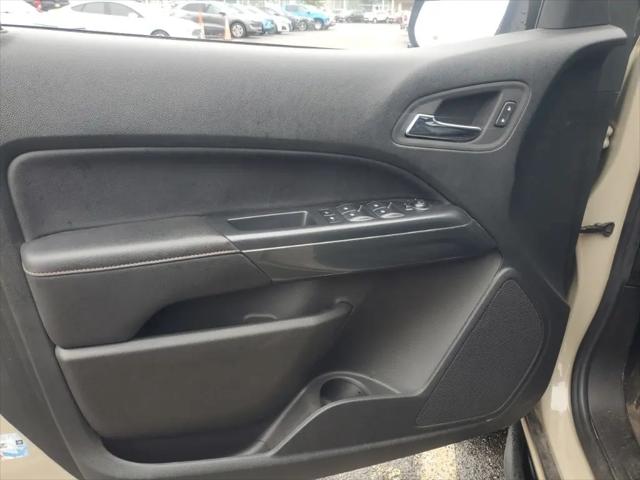 2022 GMC Canyon 4WD Crew Cab Short Box AT4 - Leather