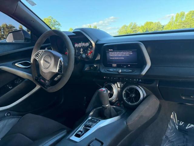 2020 Chevrolet Camaro RWD Coupe 1SS