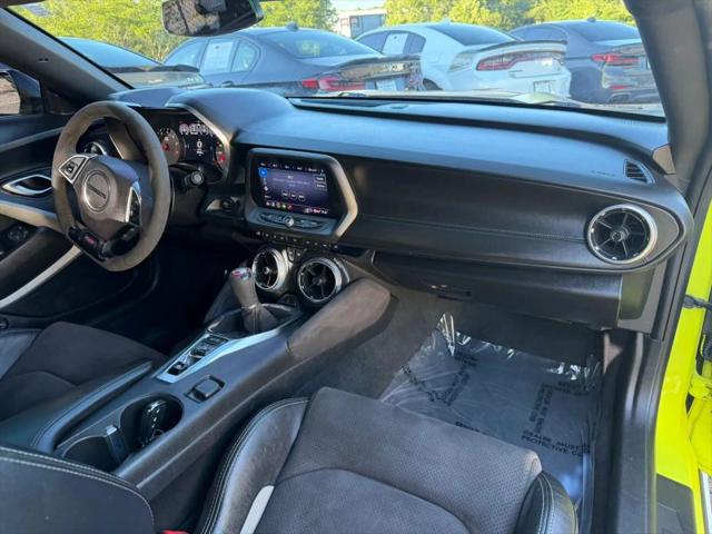 2020 Chevrolet Camaro RWD Coupe 1SS