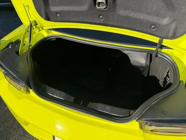 2020 Chevrolet Camaro RWD Coupe 1SS
