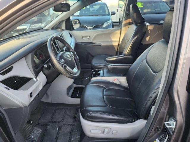2017 Toyota Sienna LE 8 Passenger