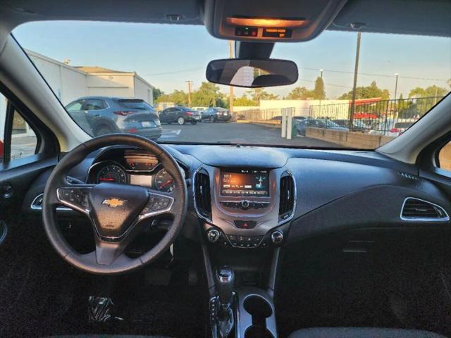 2018 Chevrolet Cruze LT Auto