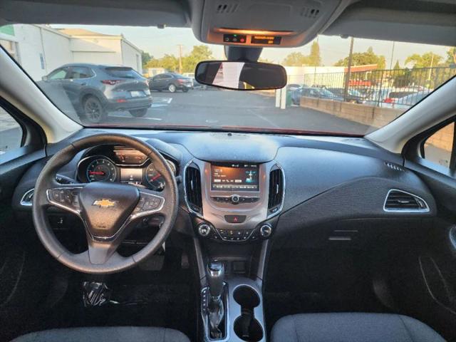 2018 Chevrolet Cruze LT Auto