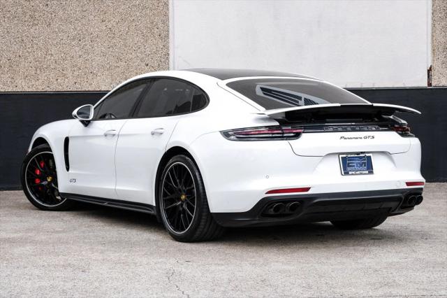 2020 Porsche Panamera GTS