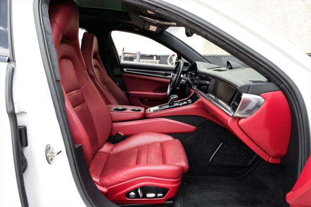 2020 Porsche Panamera GTS