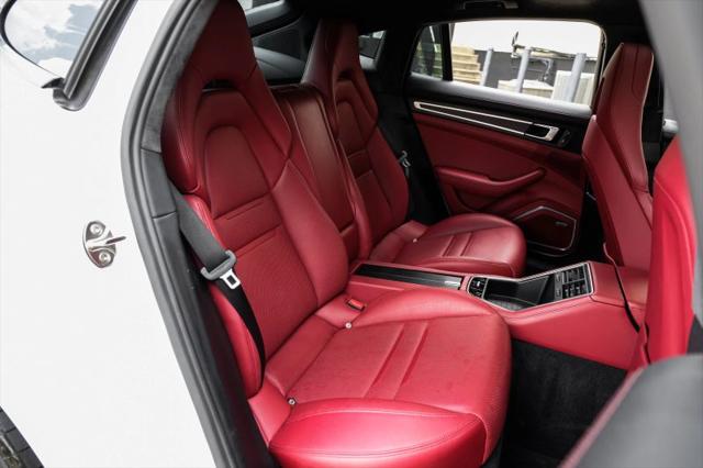 2020 Porsche Panamera GTS