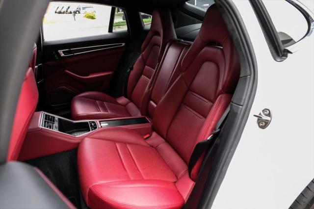 2020 Porsche Panamera GTS