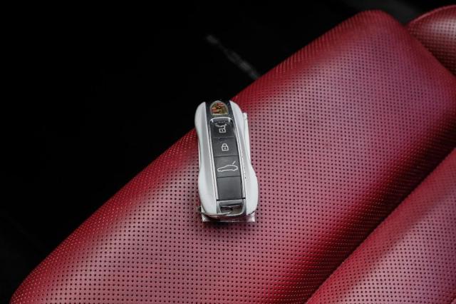 2020 Porsche Panamera GTS