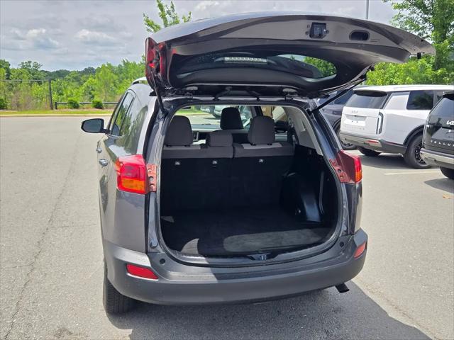 2013 Toyota RAV4 LE