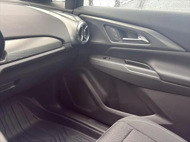 2025 Chevrolet Equinox LT 1