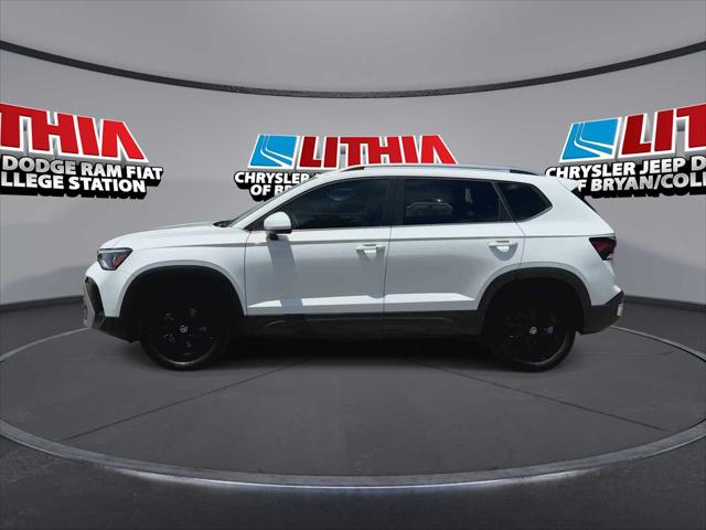 2025 Volkswagen Taos 1.5T SE