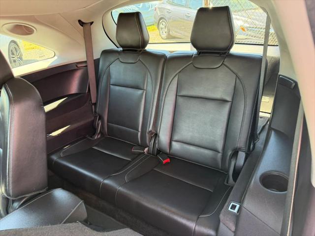2017 Acura MDX w/Advance Package