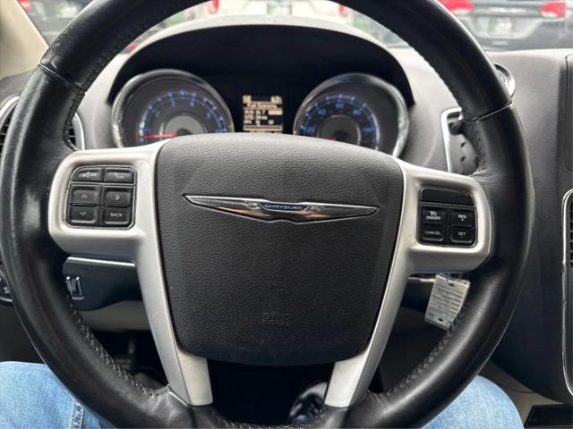 2016 Chrysler Town & Country Touring