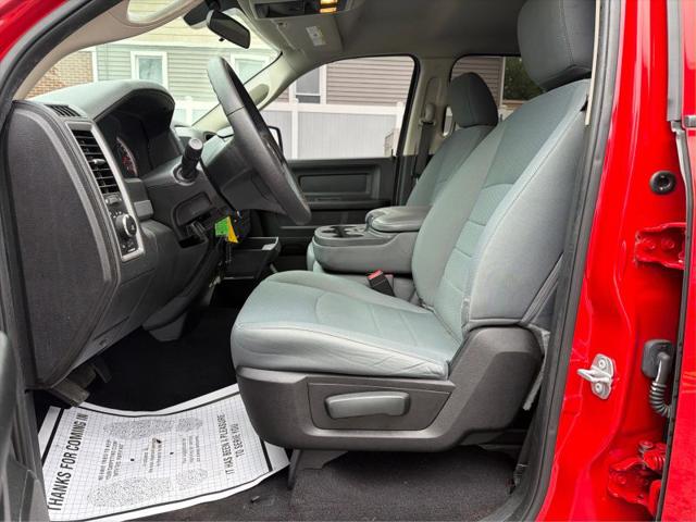 2019 Ram 1500 Classic Express Quad Cab 4x4 6'4" Box