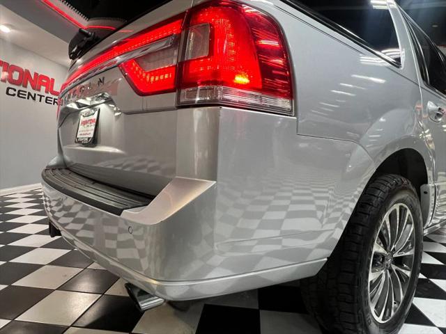 2015 Lincoln Navigator Base