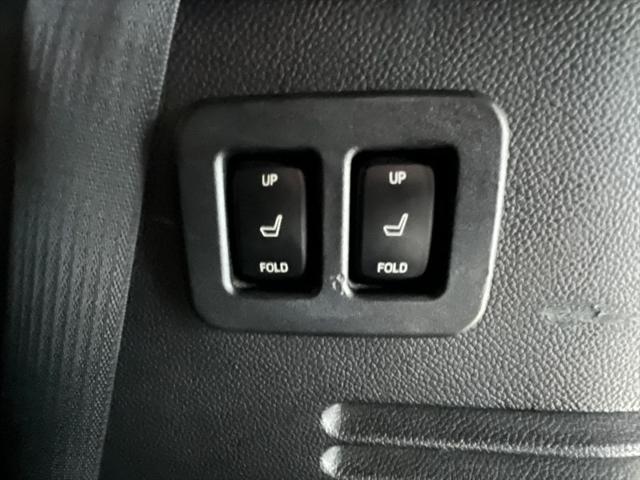 2015 Lincoln Navigator Base