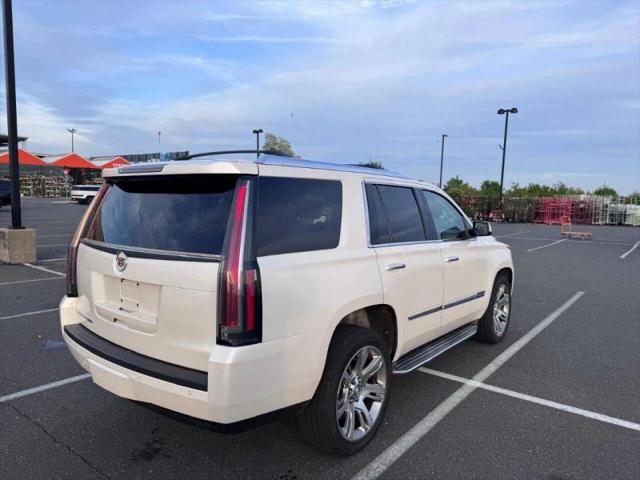 2015 Cadillac Escalade Luxury