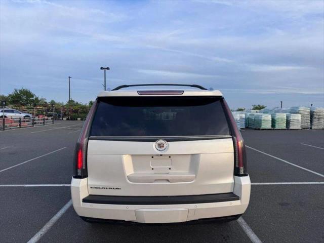 2015 Cadillac Escalade Luxury