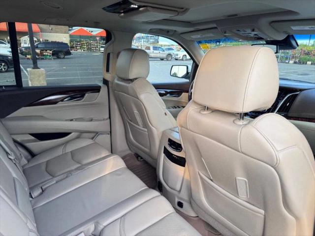 2015 Cadillac Escalade Luxury