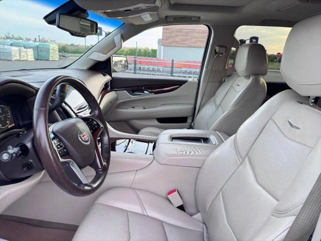 2015 Cadillac Escalade Luxury